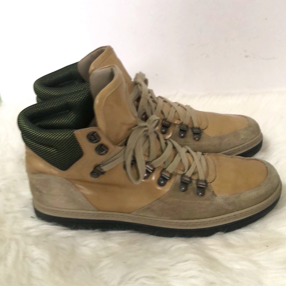Gucci Authentic Mens Beige Leather Round Toe High Top Lace Up Sneaker Shoes Sz 9 - Picture 2 of 11